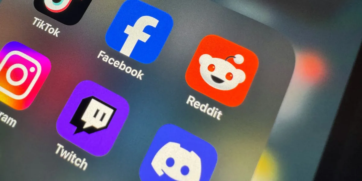 Age Verification Service Sparks Controversy, Threatens Reddit and Discord User Trust