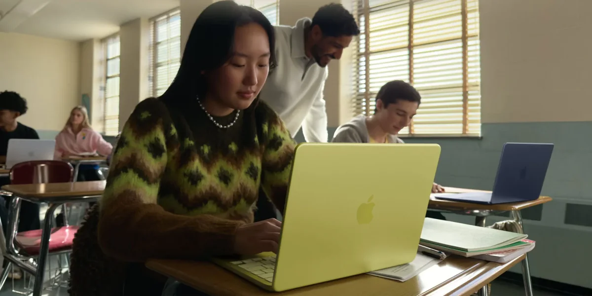 AI Chatbots Transforming Education: ChatGPT and Claude Enhance Interactive Learning