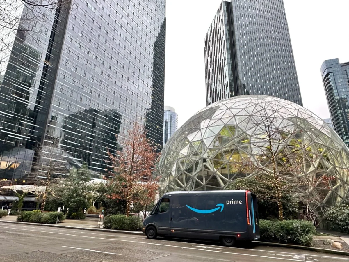 Amazon faces market backlash as Q4 profit disappointment triggers 10% stock drop