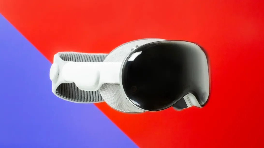 Apple's Delayed Vision Pro Headset Puts Pressure on Competing AR/VR Innovations