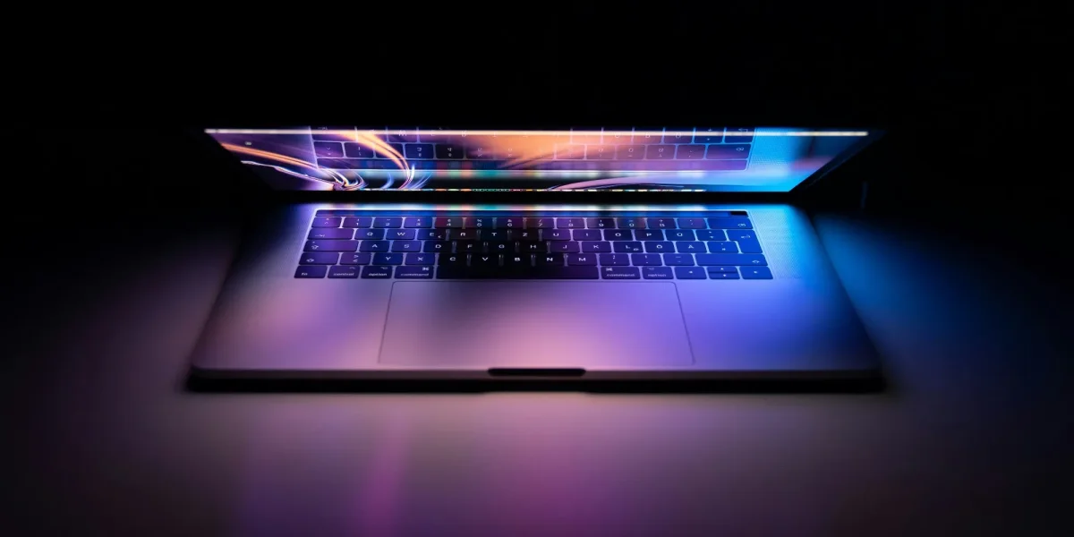 Apple's Mac shipments surge by 9%, signaling strong demand amid industry shifts