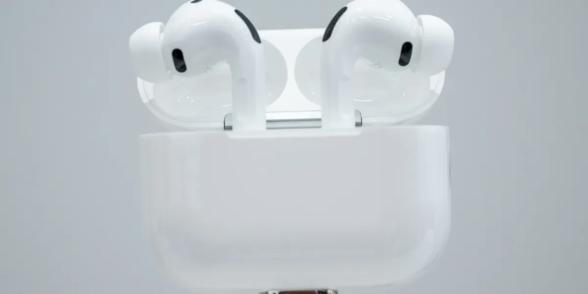 Apple's New AirPods with Cameras Set to Transform Audio-Visual Experience