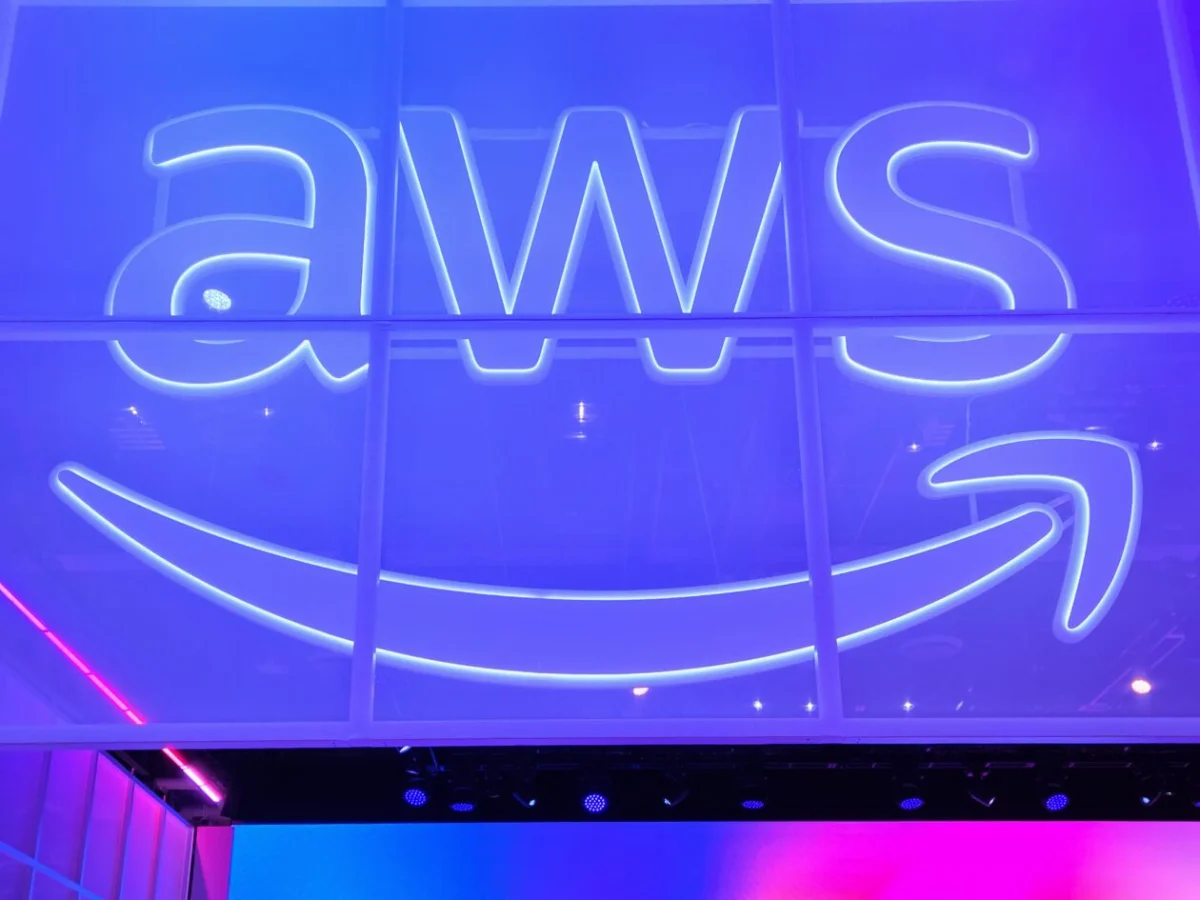 AWS outages prompt Amazon to clarify AI coding tool allegations amid scrutiny