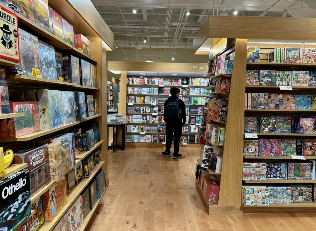 Barnes & Noble's Seattle Store Signals New Competition for Amazon's Retail Dominance