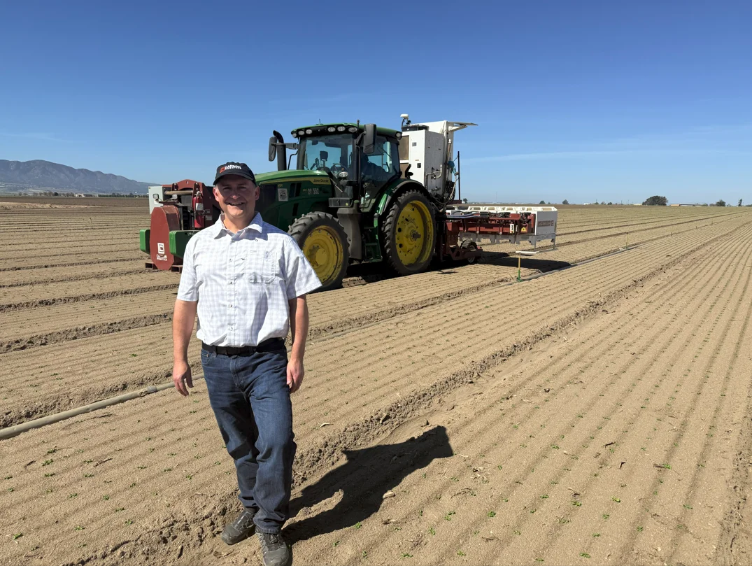 Corporate Shake-Up: Carbon Robotics Appoints New CFO as Tech Giants Shift Leadership