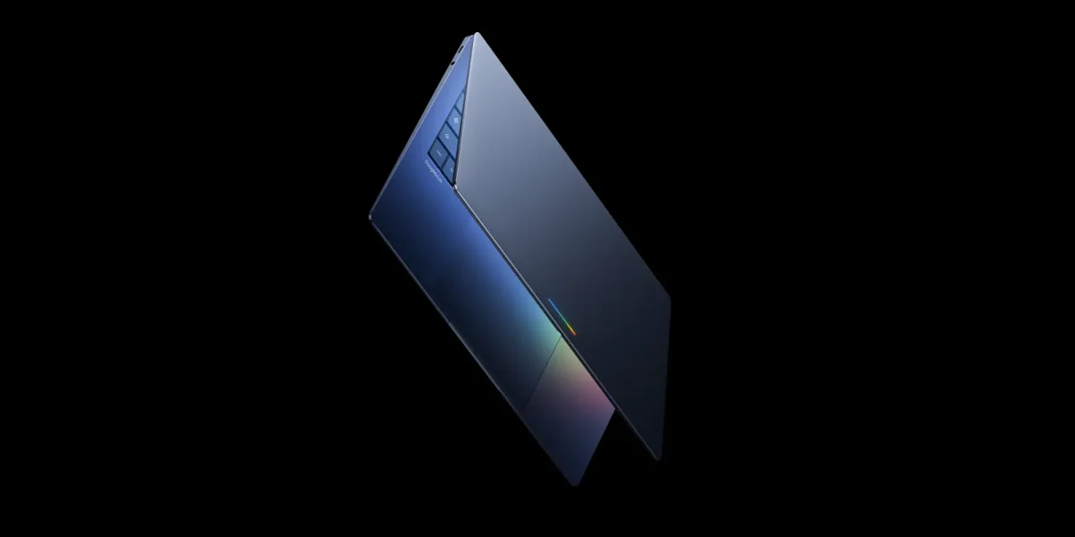 Critics question the relevance of Google's 'Googlebook' laptops in a saturated market.