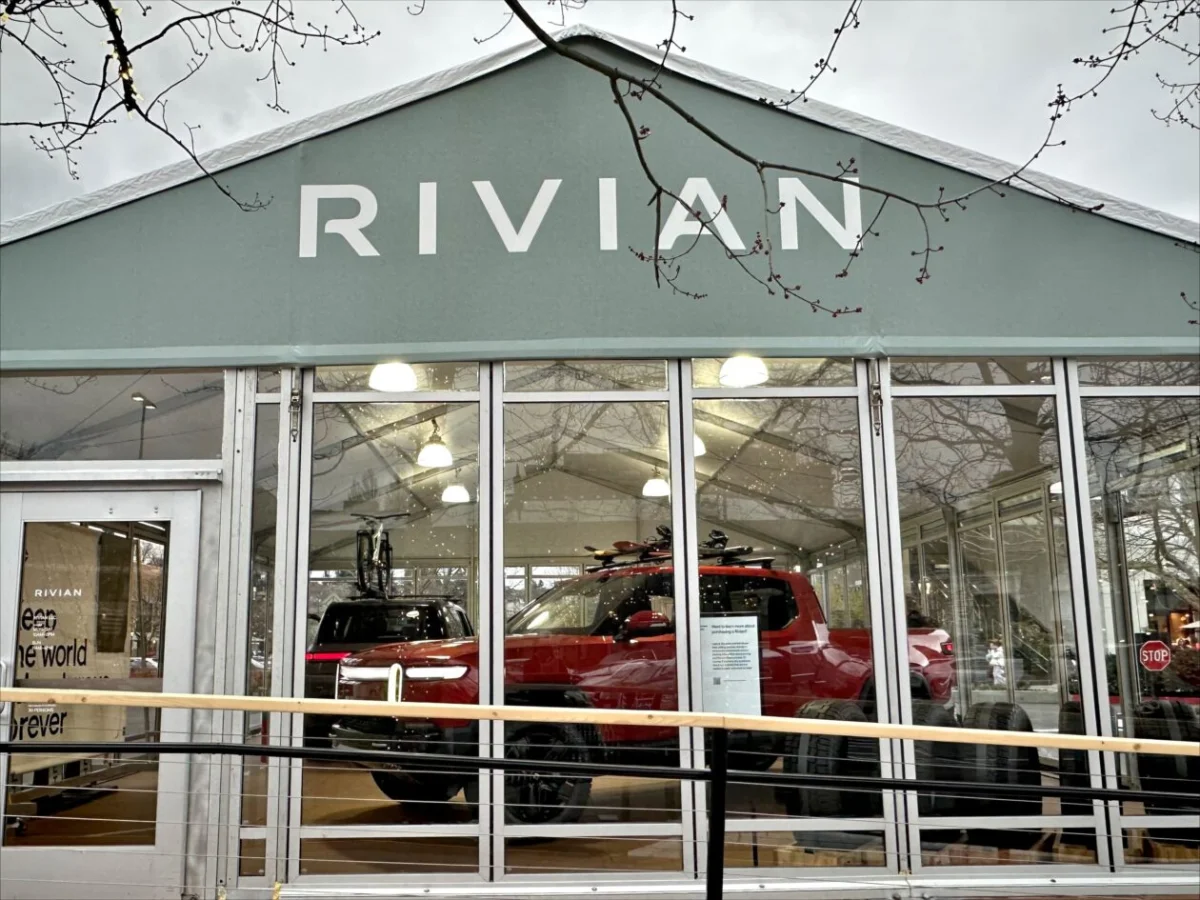 Direct EV Sales from Rivian and Lucid Set to Transform Washington's Auto Market