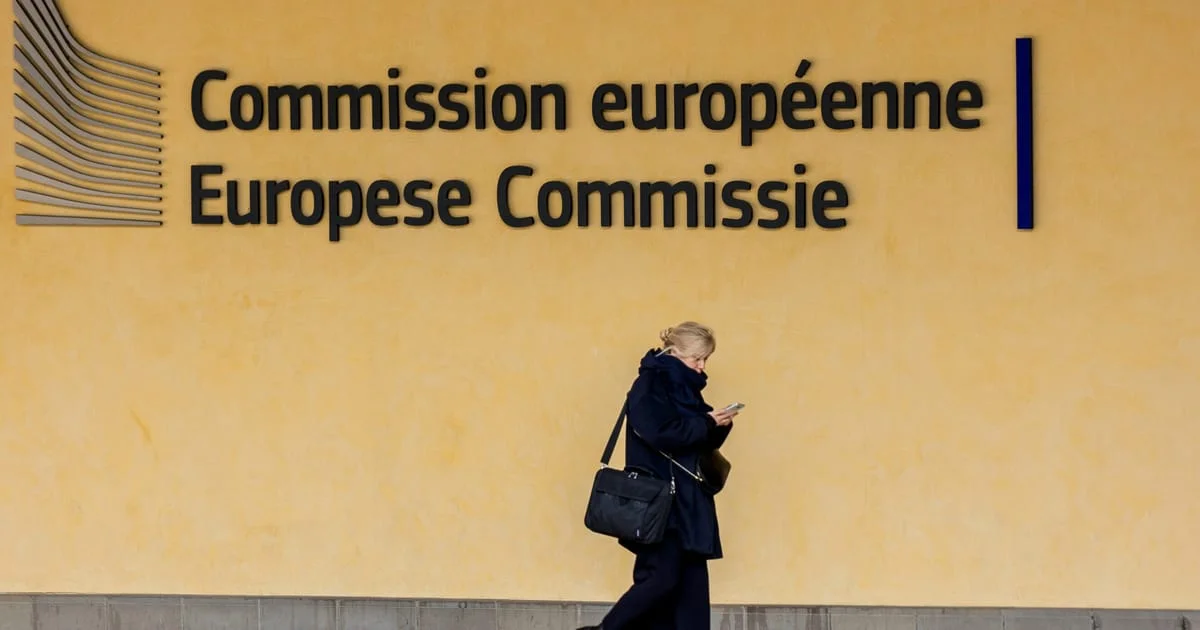 EU Officials Face Security Crisis as Signal Group Chat is Disbanded Amid Hacking Concerns