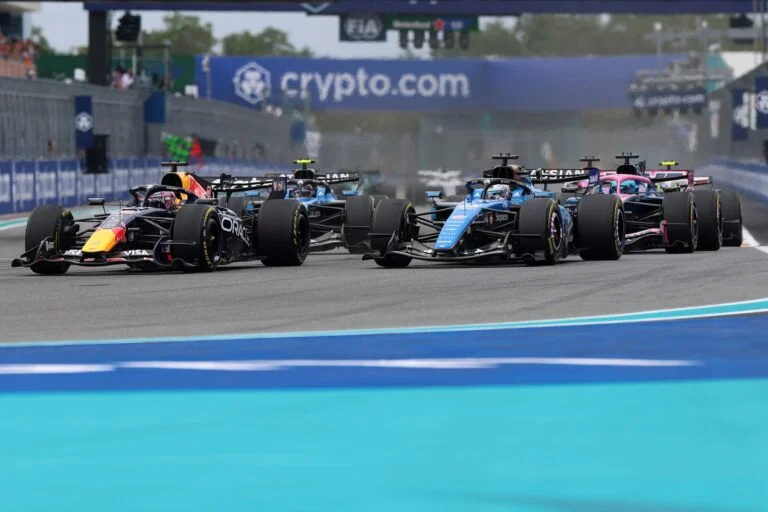 F1's Rising Popularity Sparks Apple’s Strategic Play in Global Sports Market