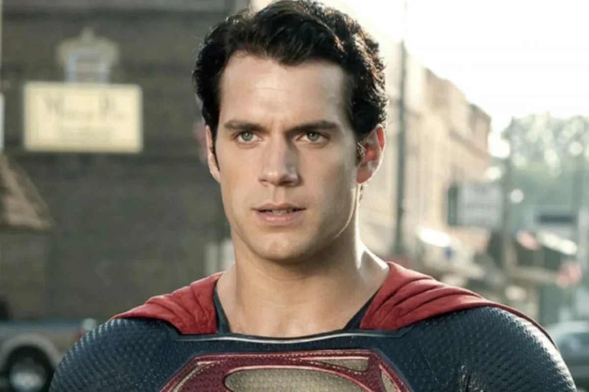Fans React as Zack Snyder Unveils Henry Cavill in Iconic Reeves Superman Suit