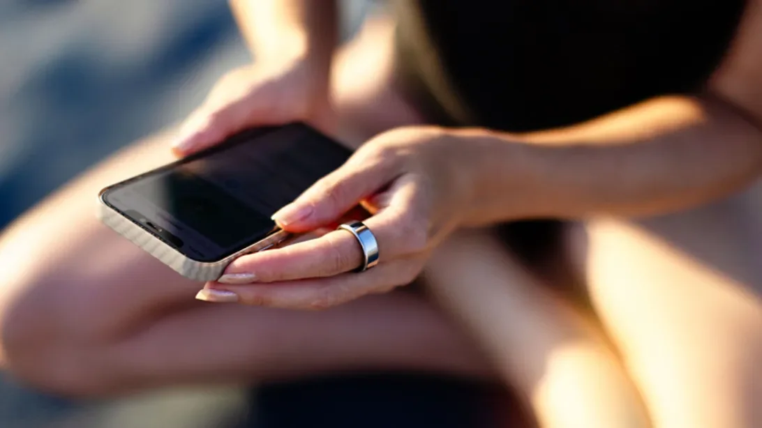 Fitness Expert Recommends Top Smart Ring for Health-Conscious Moms This Mother's Day