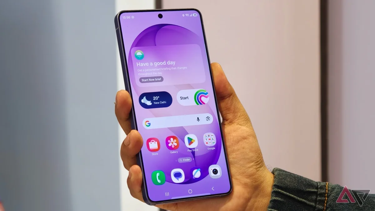 Galaxy S26's food ordering feature enhances convenience for busy users now