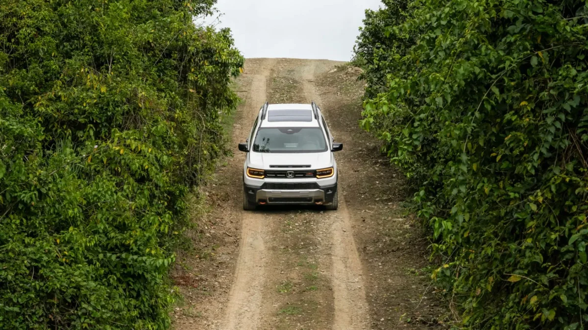 Honda Passport outshines Acura RDX with superior features at identical price point