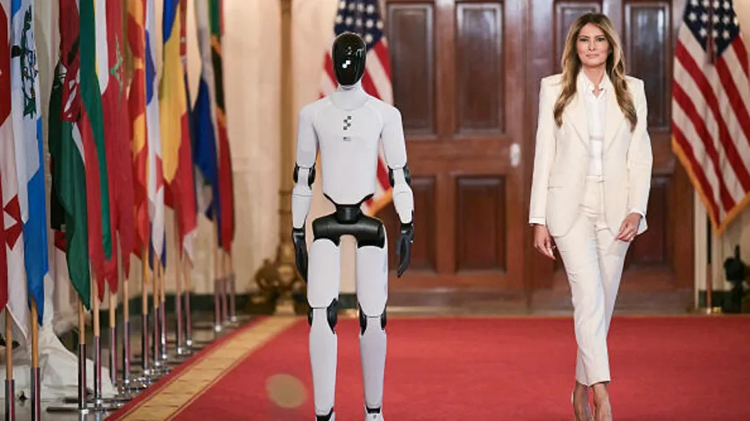 Humanoid Robot Enhances White House Tech Summit Experience for Melania Trump