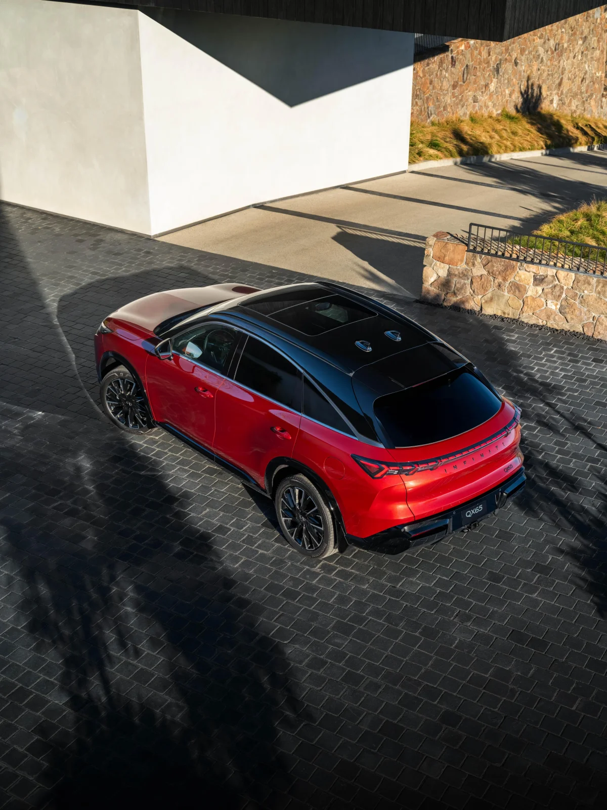 Infiniti's new fastback challenges BMW X6 with luxury at a $23K savings