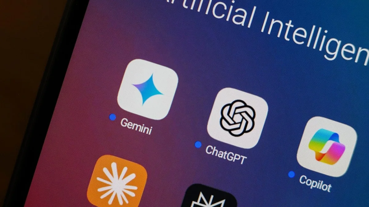 Investors Seek Edge with AI Financial Assistants: Comparing ChatGPT, Gemini, and More