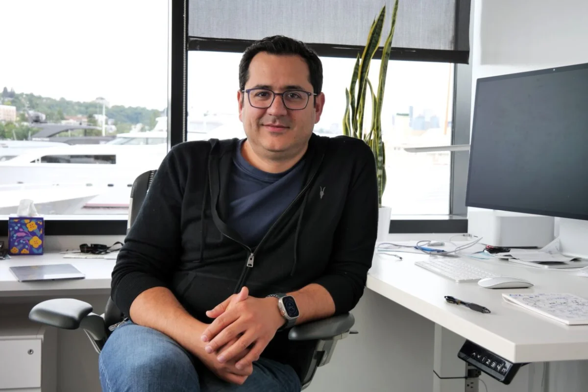 Leadership Change at Allen Institute for AI as CEO Ali Farhadi Resigns Amid Industry Challenges