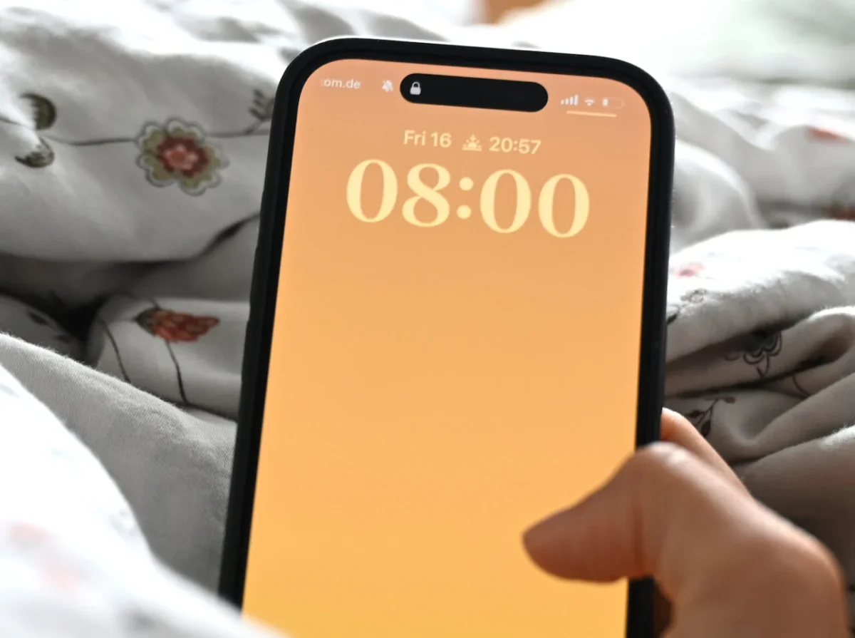 MacBook Pro's New Touchscreen Design Signals Major Shift in Apple's Laptop Strategy