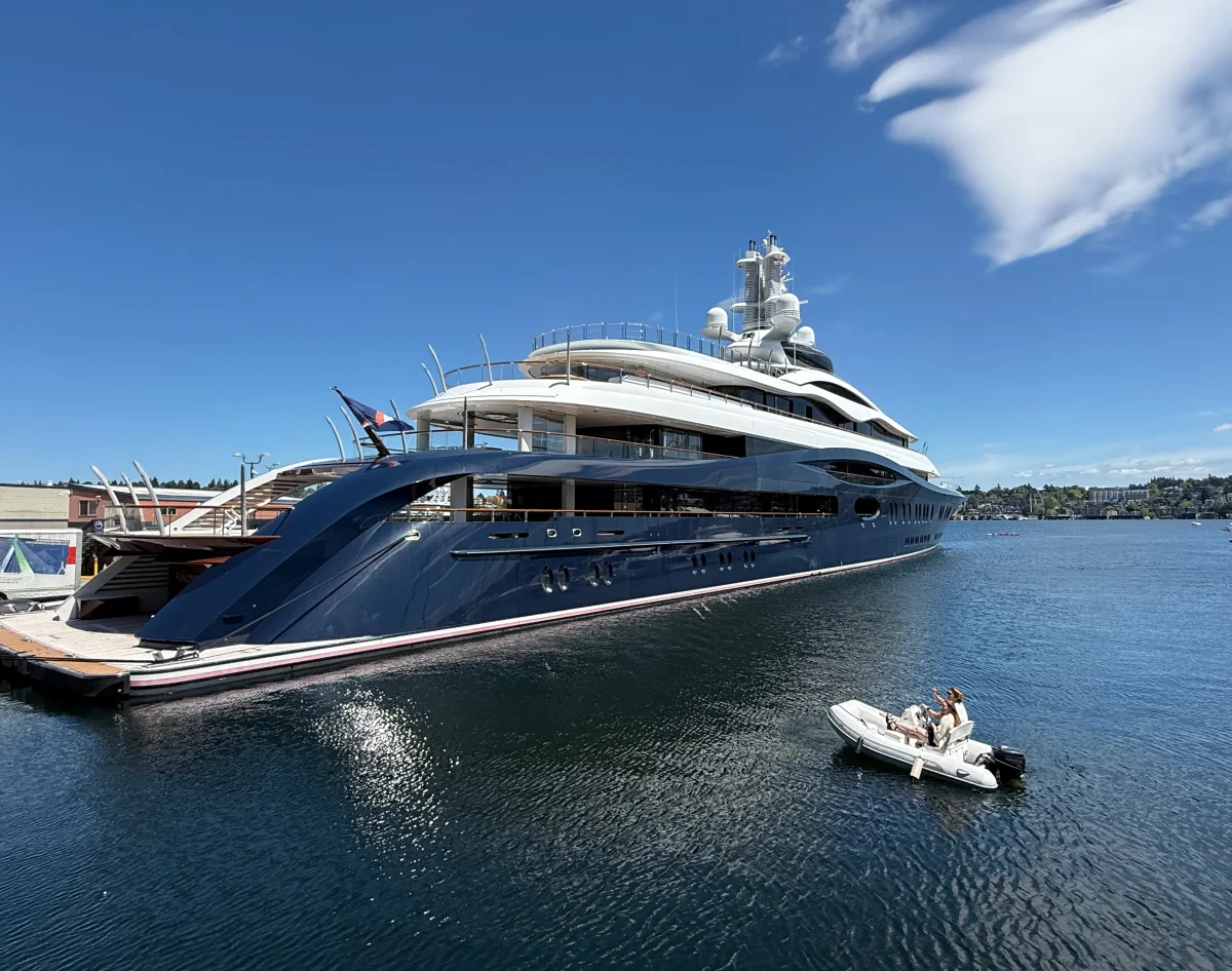 Meta CEO's yacht sparks a surge of tourists to Seattle's Lake Union this week