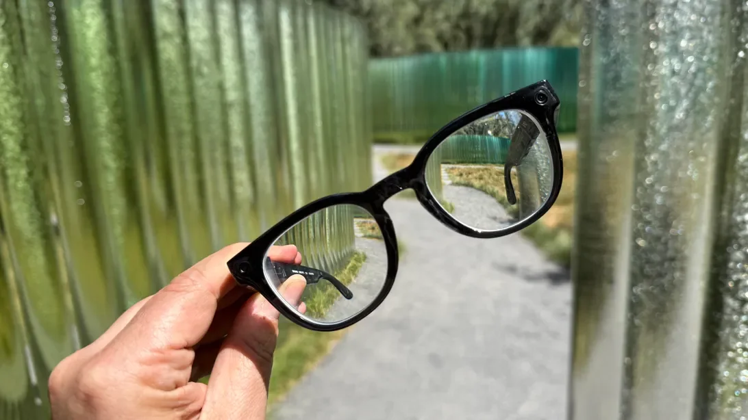 Meta's Smart Glasses Raise Privacy Concerns with Police-Grade Facial Recognition Test