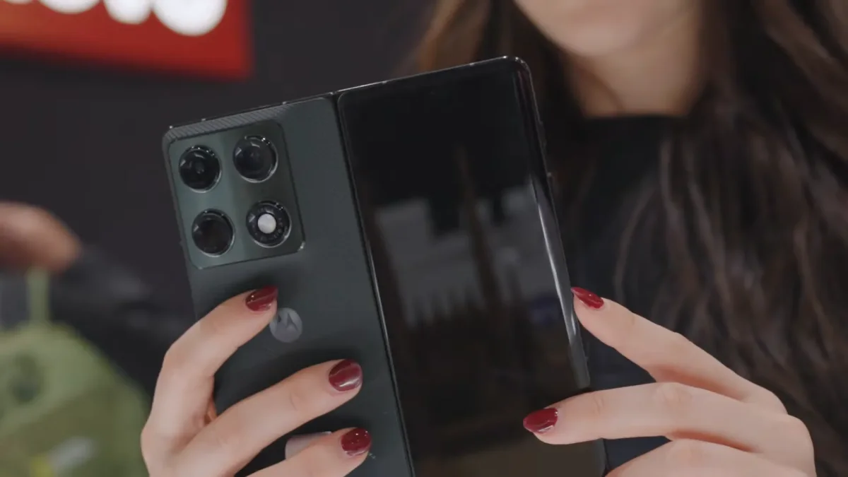 Motorola claims over 50% of US foldable phone market share, outpacing competitors