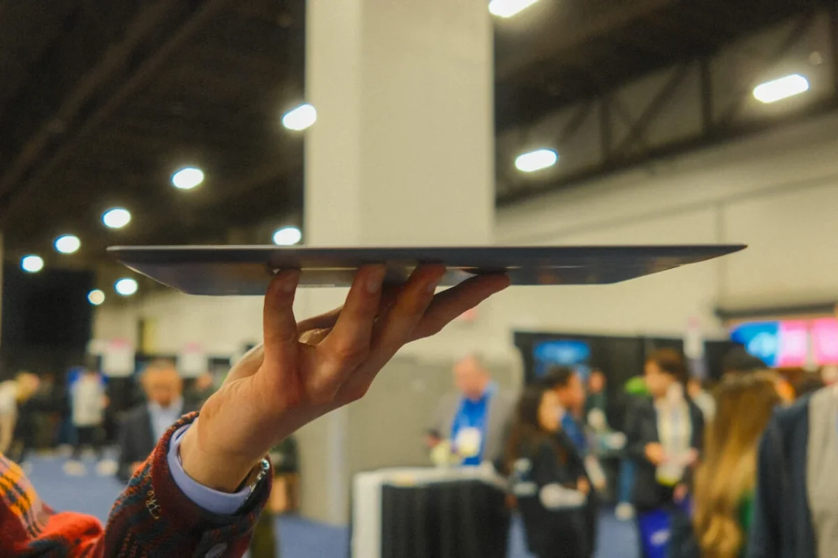New Tablet Claims Record Slimness, Challenging Competitors for Market Dominance
