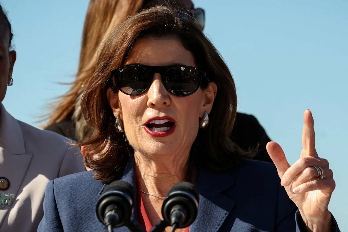 New York sets precedent with AI safety act, impacting tech regulation nationwide