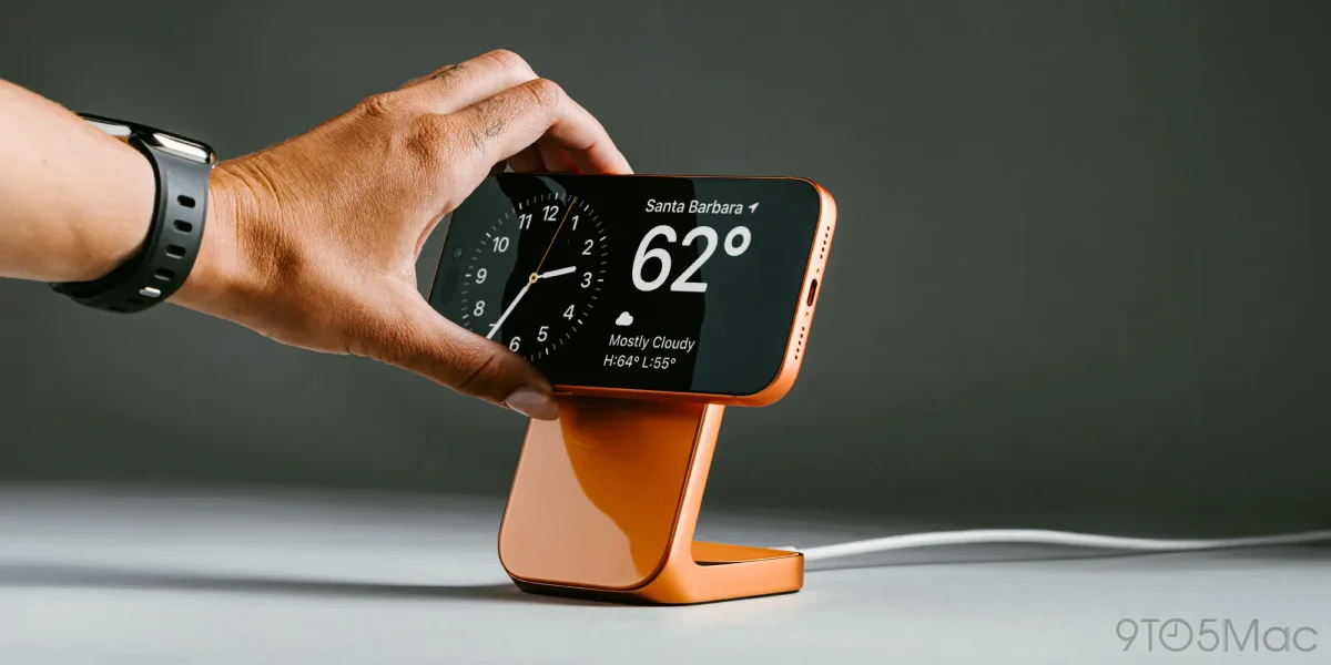 Nomad's Stellar Orange Stand One aims to capture niche market of tech enthusiasts