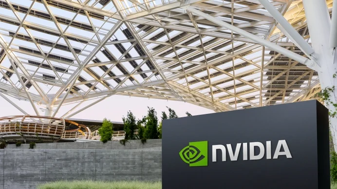 NVIDIA's $2B Investment Boosts CoreWeave's AI Capacity to Compete in Tech Race
