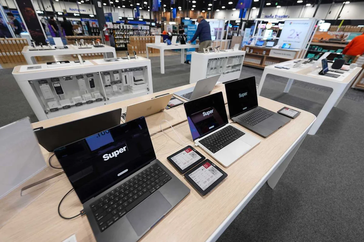 PC Market Faces Significant Decline as Memory Shortages Hit Manufacturers Hard