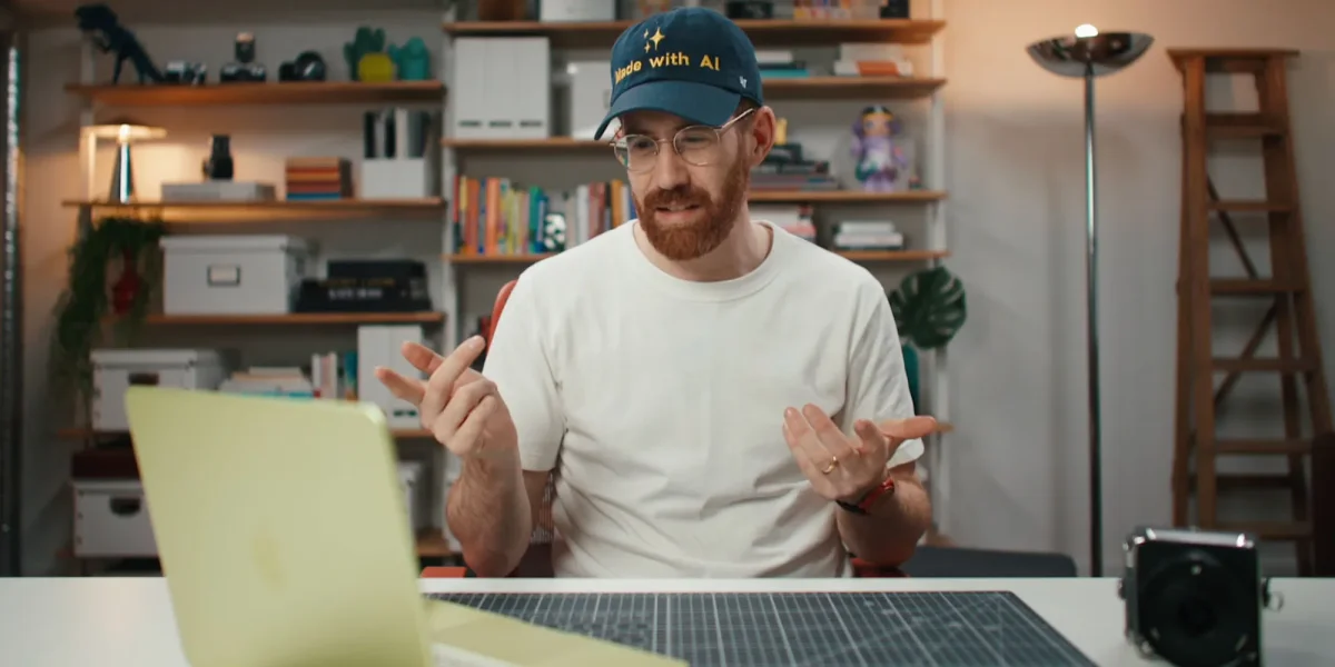 Pro Photographers Evaluate MacBook Neo's Performance with Demanding Workflows