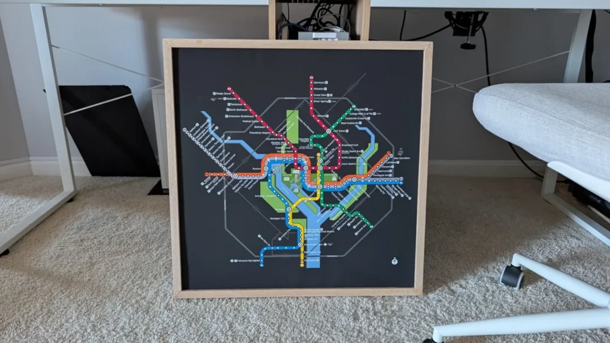 Raspberry Pi enthusiasts create live Washington Metro map, enhancing transit experience