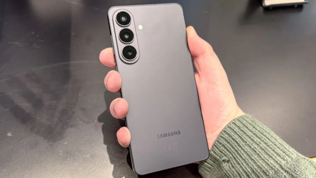 Samsung's AI-Powered Vibe Coding Set to Revolutionize Custom App Development for Galaxy Users