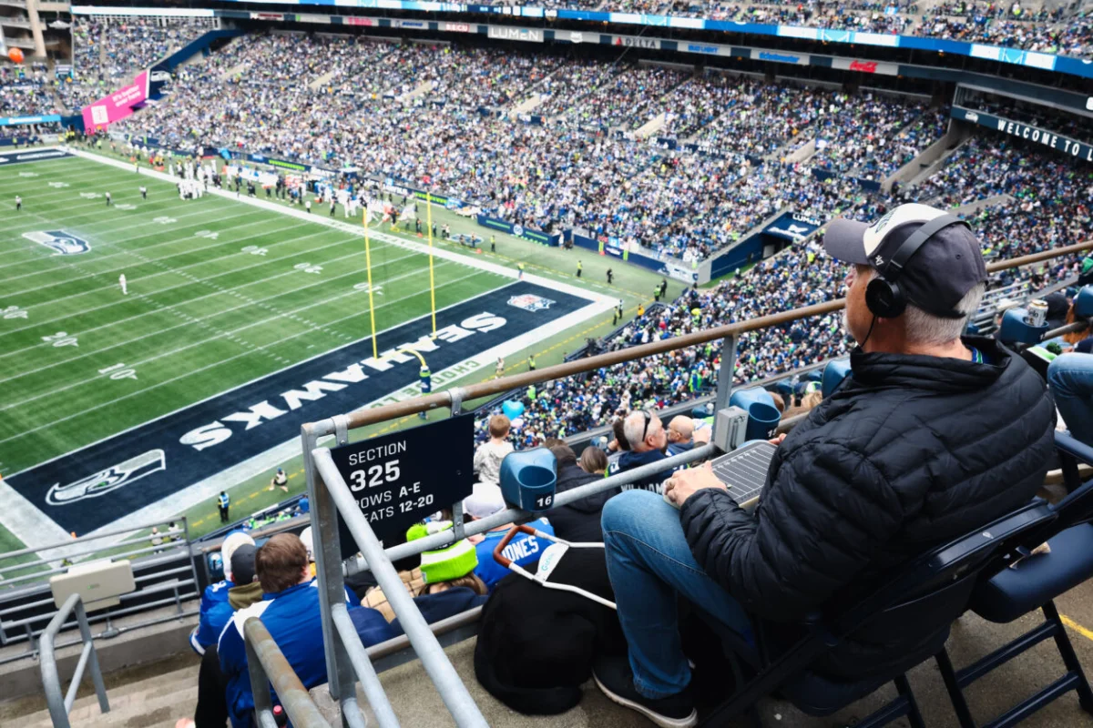 Seahawks enhance game experience for vision-impaired fans with innovative tech device