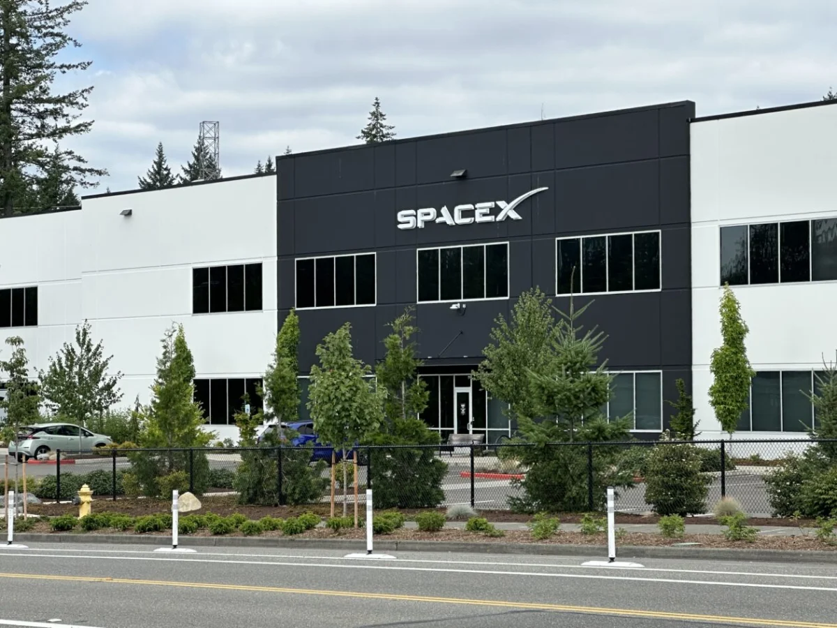 SpaceX's rapid production of 70 Starlink satellites weekly boosts its IPO prospects