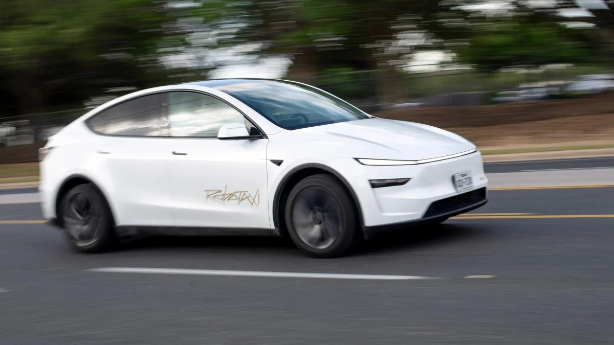 Tesla imposes $150 fines on passengers for smoking or vomiting in robotaxis