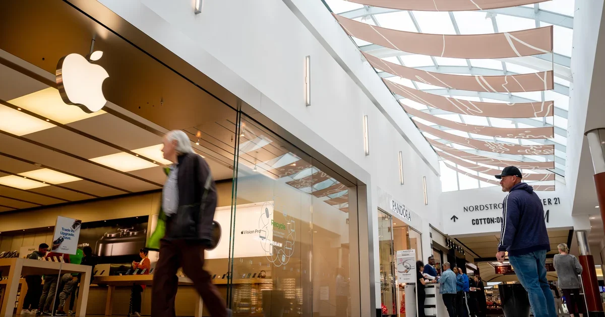 Towson Town Center faces retail shakeup as Apple closes its Baltimore County store