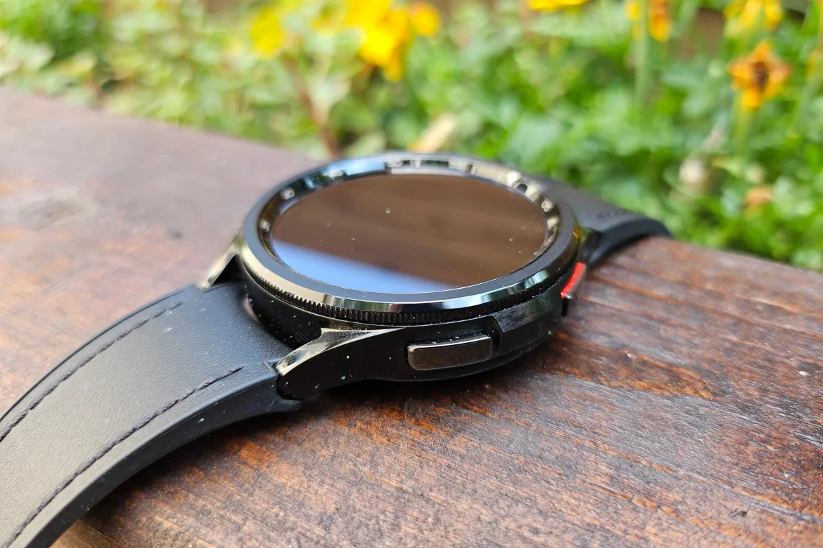 Transform Your Old Galaxy Watch: 5 Innovative Uses You Haven't Considered