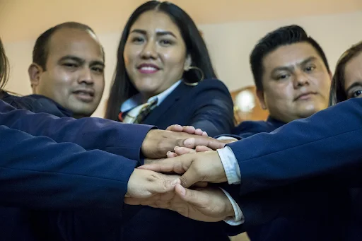 Travel Enhances Networking Opportunities: Key Benefits for Professionals Today