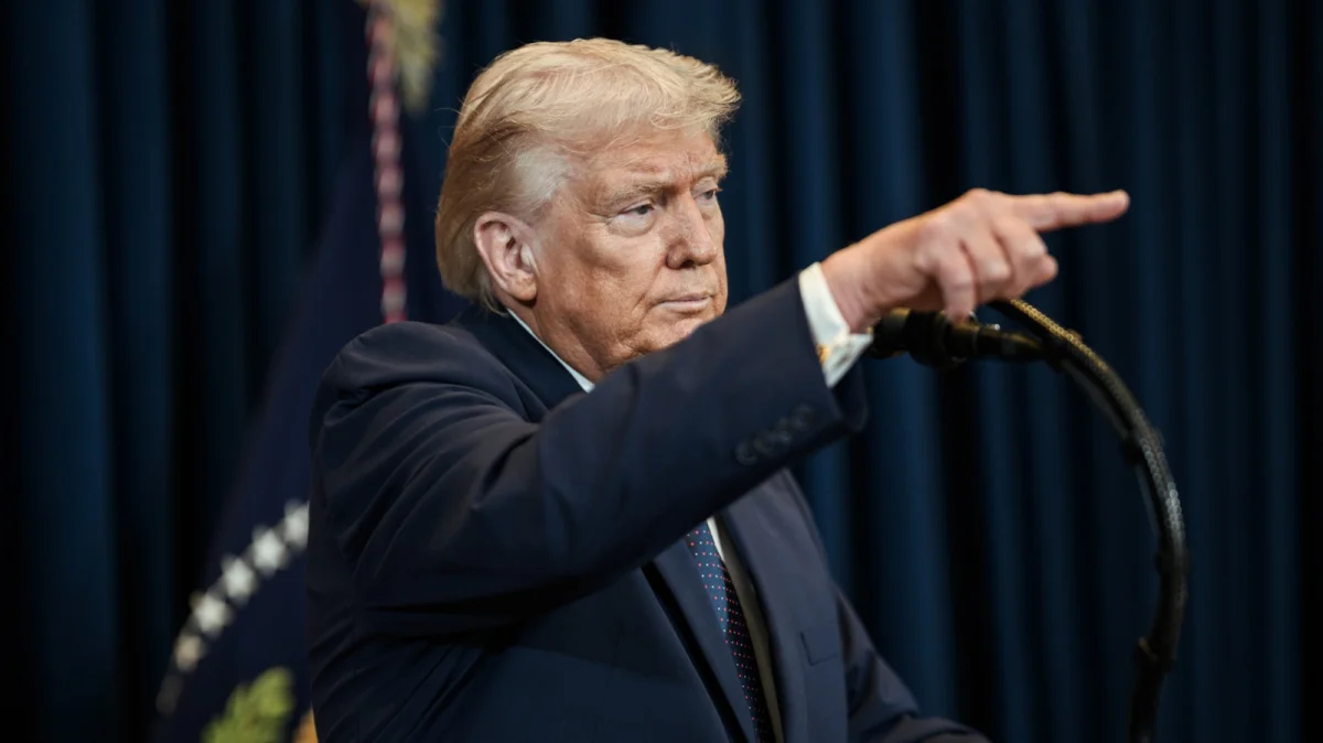Trump delays AI oversight executive order, raising concerns among industry leaders