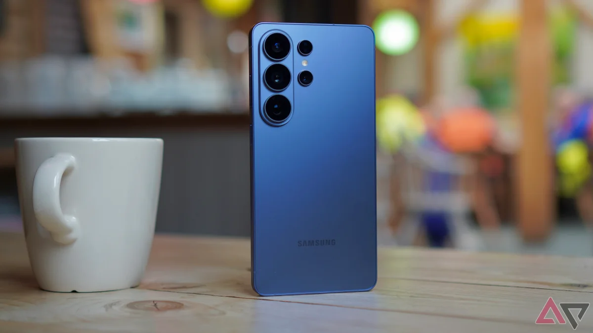 Users rave about Galaxy S26 Ultra's Privacy Display: A game-changer for privacy seekers