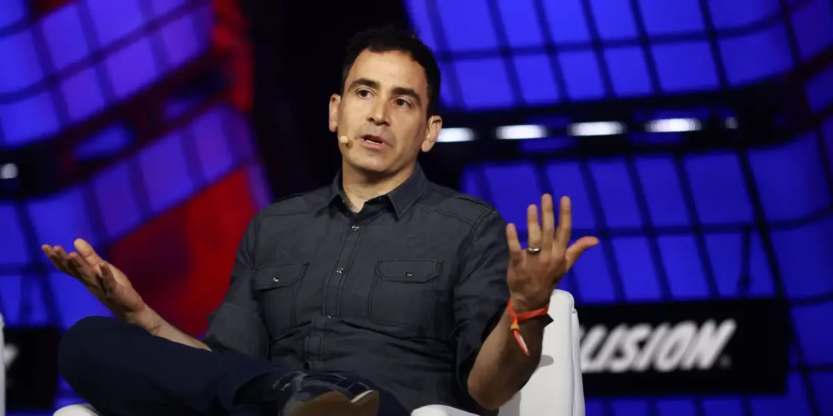 Venture Capitalist Urges Startups to Exit Amid Uncertain Future of AI Boom