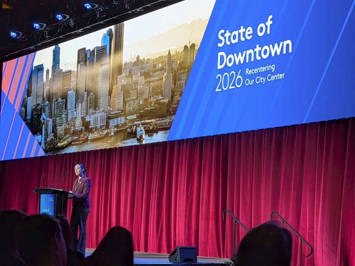 Visitor growth in Seattle's downtown contrasts sharply with struggling commercial sector