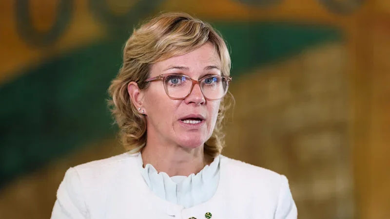 Zali Steggall's Cybersecurity Breach Raises Concerns Over Russian Interference